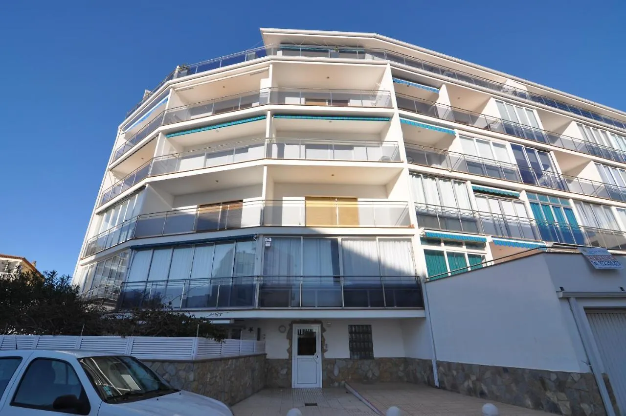 Rnet - Weekend Roses Apartamento