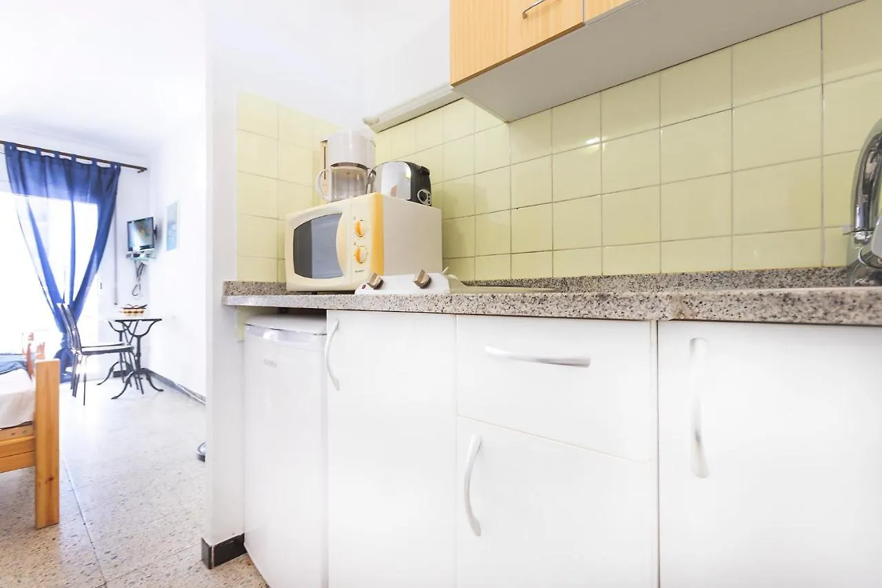 Rnet - Weekend Roses Apartamento